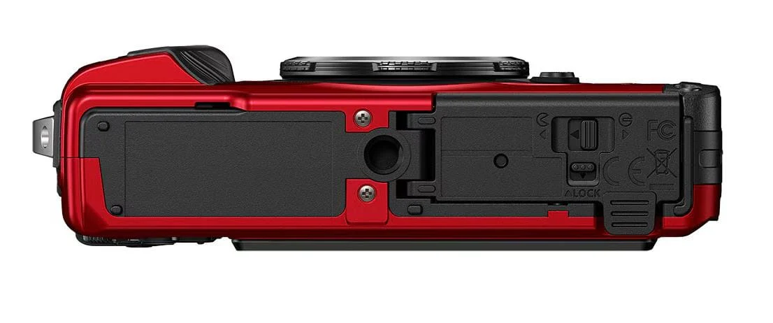Backscatter - OM System TG-7 Red Camera - Image 9