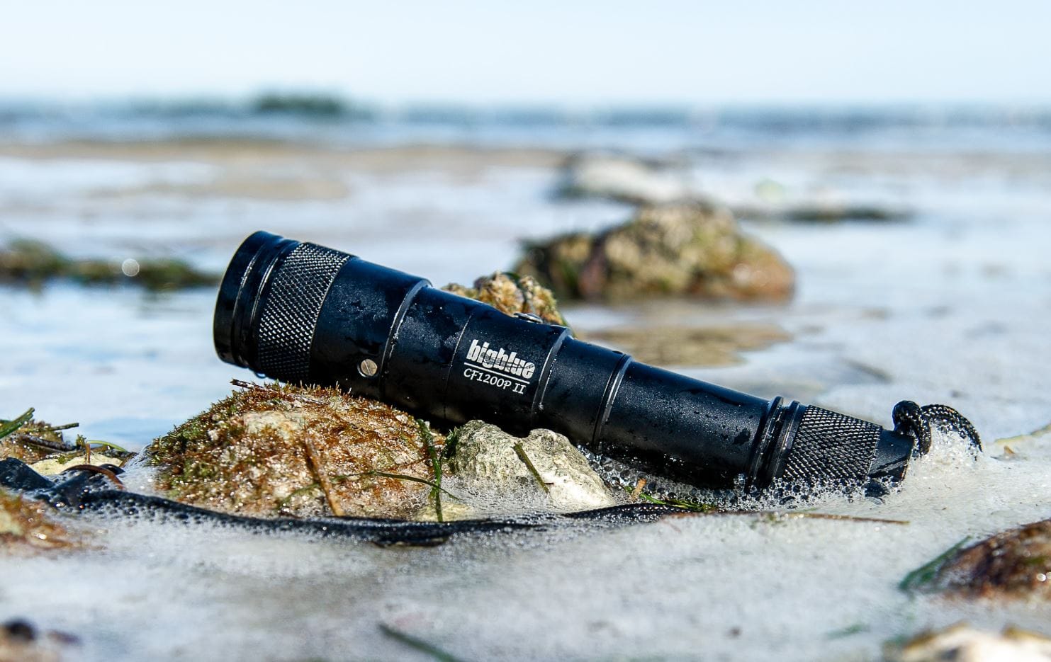 Big Blue - 1800-Lumen Adjustable Dive Light - Image 2