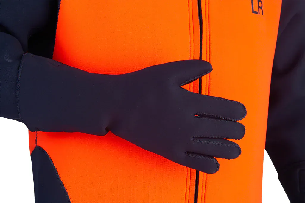 DUI - Hot Water Gloves - Image 2